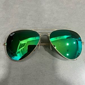 Ray-ban aviator sunglasses